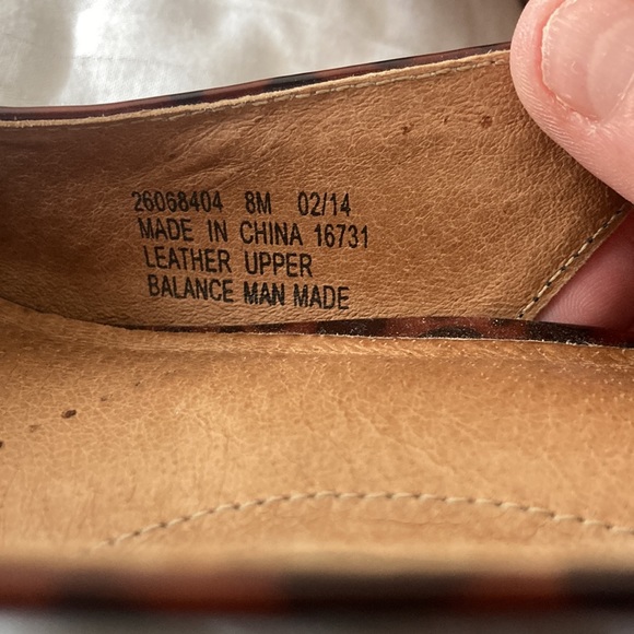 Clark’s leopard heels minimal wear - Picture 7 of 9